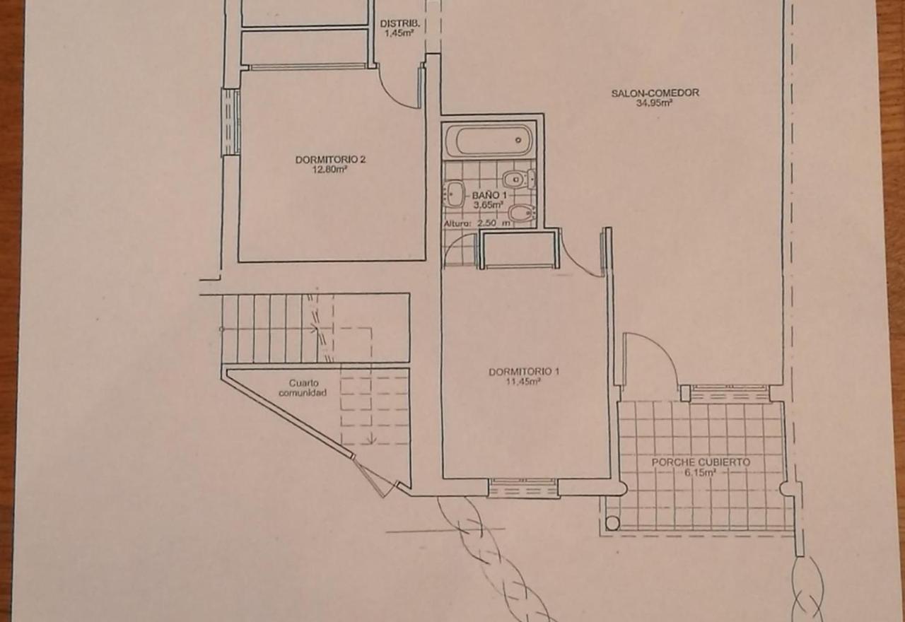 פואנגירולה 3 Bedroom Spacious Apartment מראה חיצוני תמונה